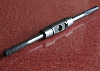 Özel teklif tam çelik vida anahtarı Tutucu El menteşe dokunun anahtarı dokunun M6 için uygundur M12 musluklar kadar Avrupa tarzında yapılmış-
